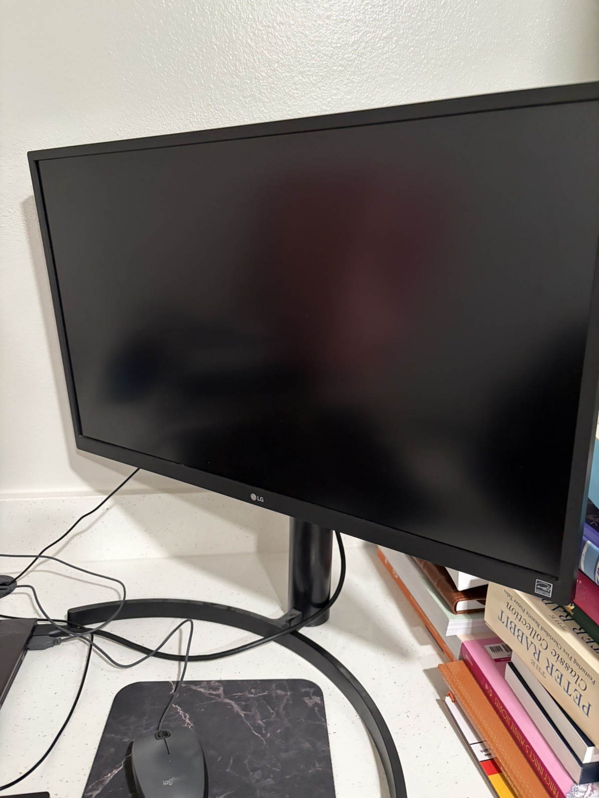 LG 27BL55U-B 27” IPS HDR UHD 4K Monitor (3840 x 2160)