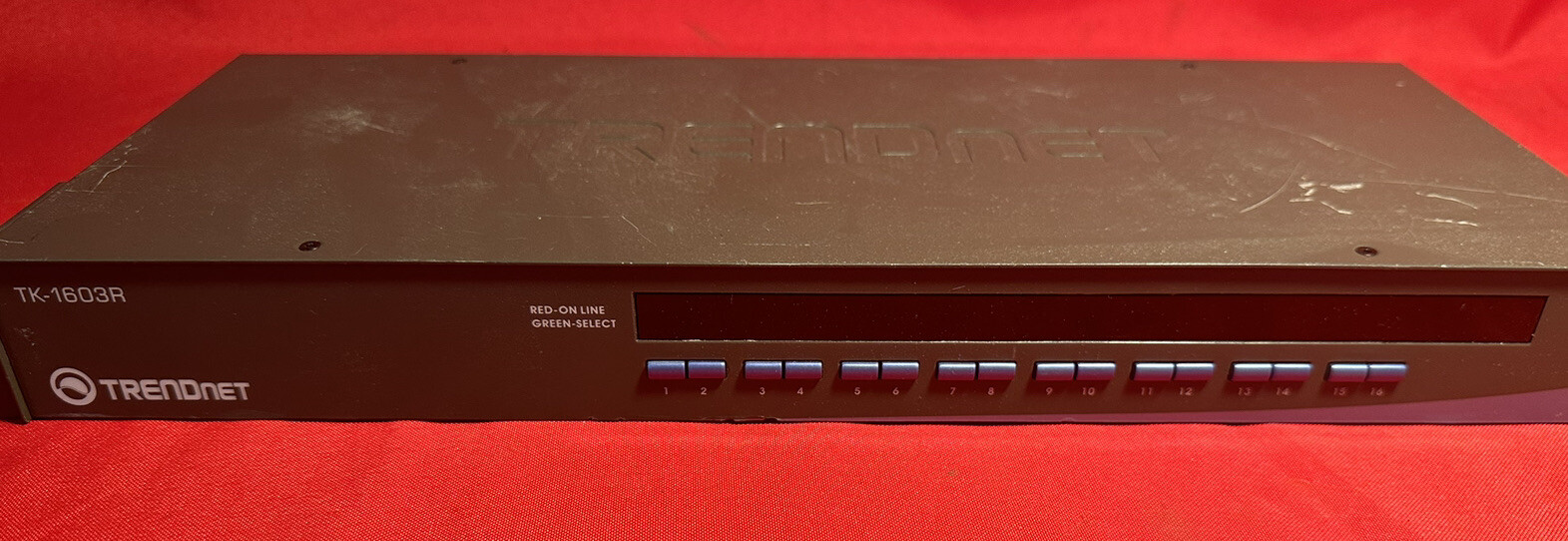 TRENDnet 16-Port USB/PS/2 Rack Mount KVM Switch, TK-1603R