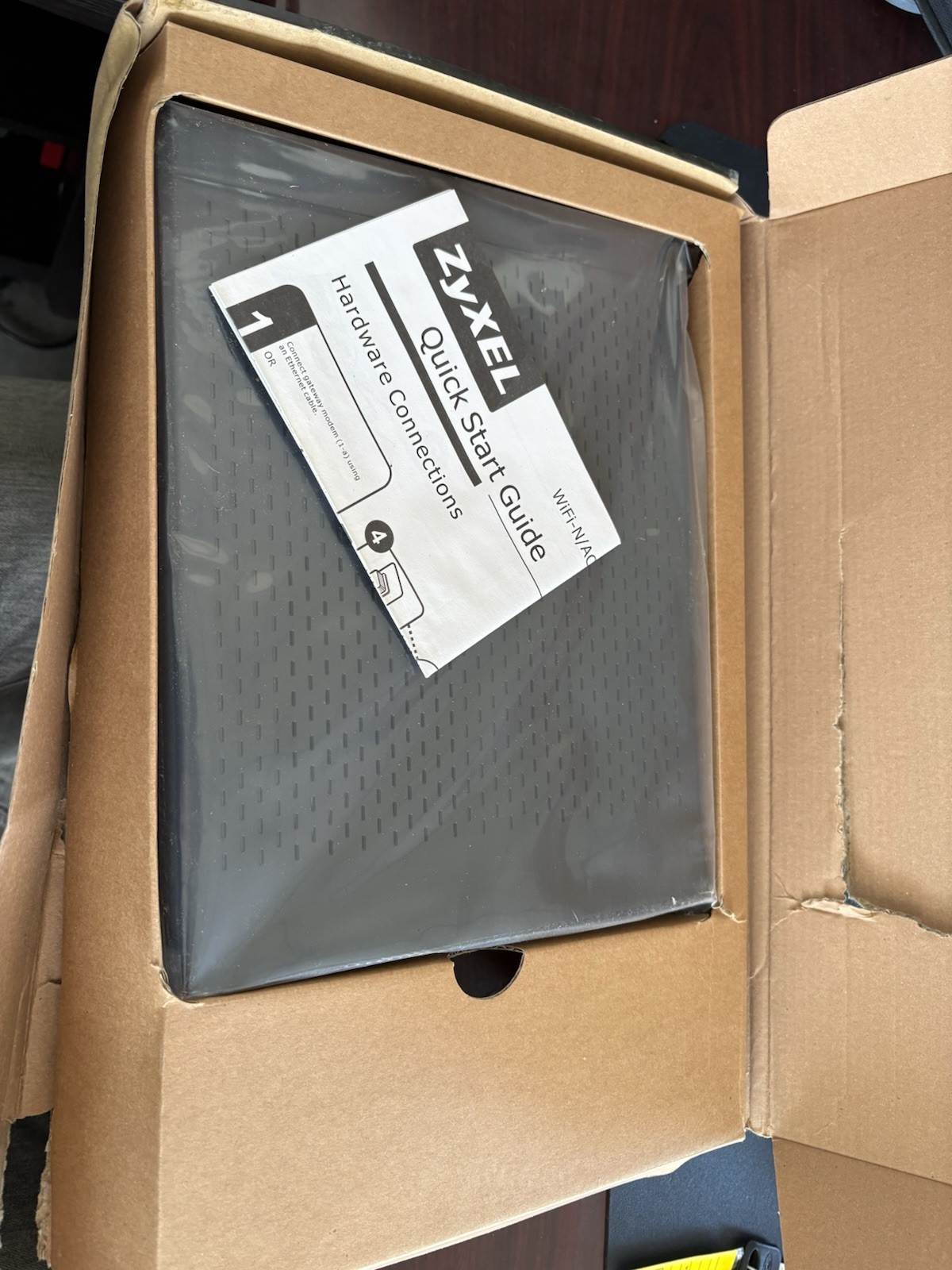Zyxel VMG4825-B10A Dual-Band Wireless AC/N VDSL2 Router (NEW - OPEN BOX)