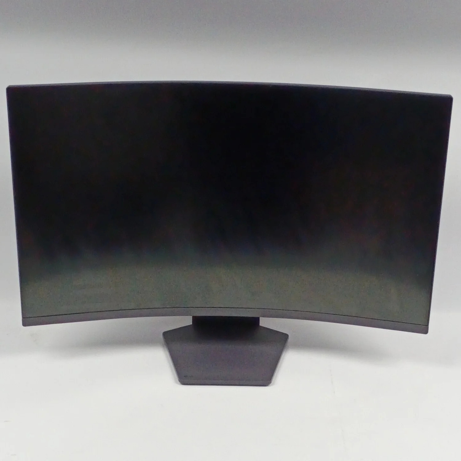 LG 31.5" 32G60WA-B QHD LCD VA Curved Gaming Monitor