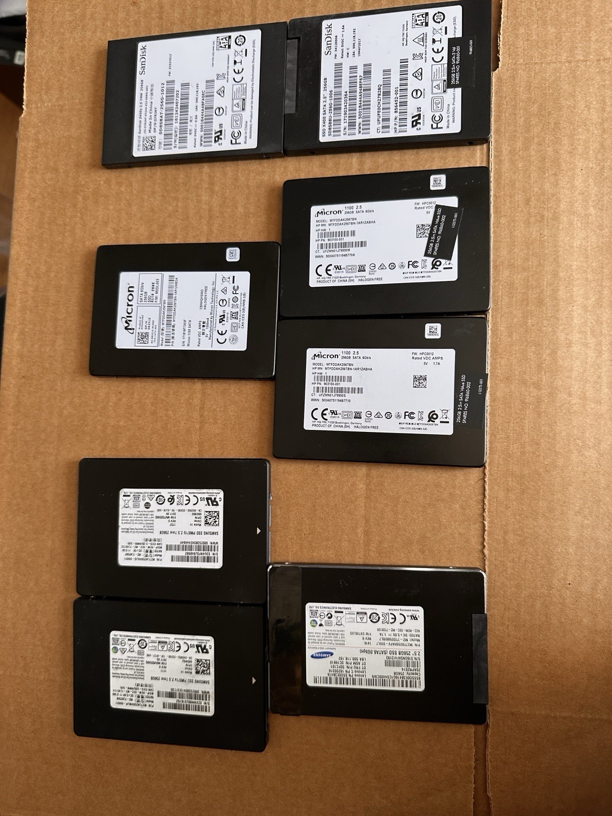 Lot Of (8) 256GB SSD 2.5 Sata (Samsung, SanDisk, Micron)