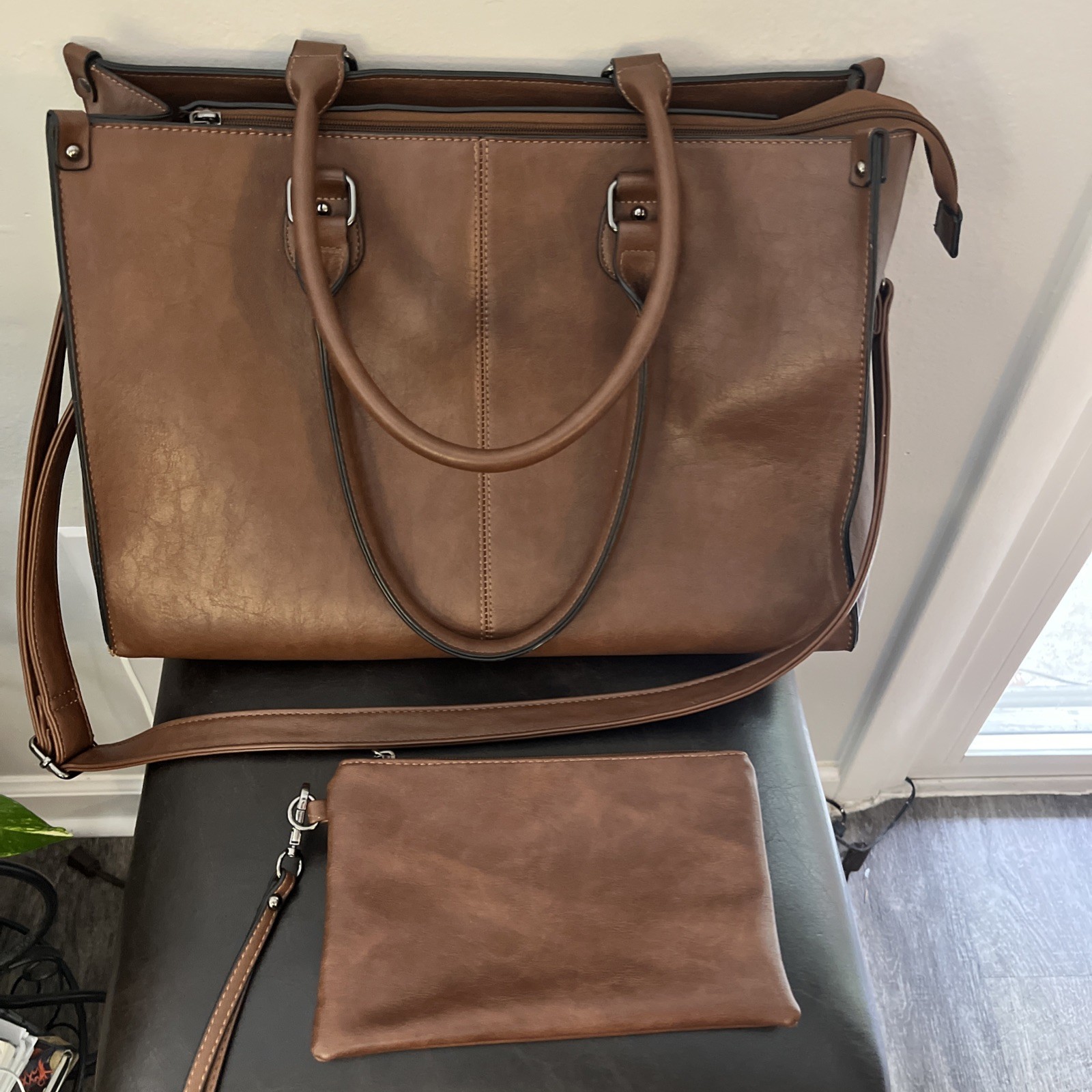LOVEVOOK Laptop Tote Bag, 17  Inch Waterproof Leather Work Computer Bag