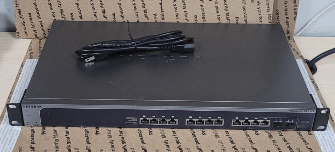 NetGear Prosafe XS712T-100NES 12-Port Network Switch W/RACK EARS (TESTED)