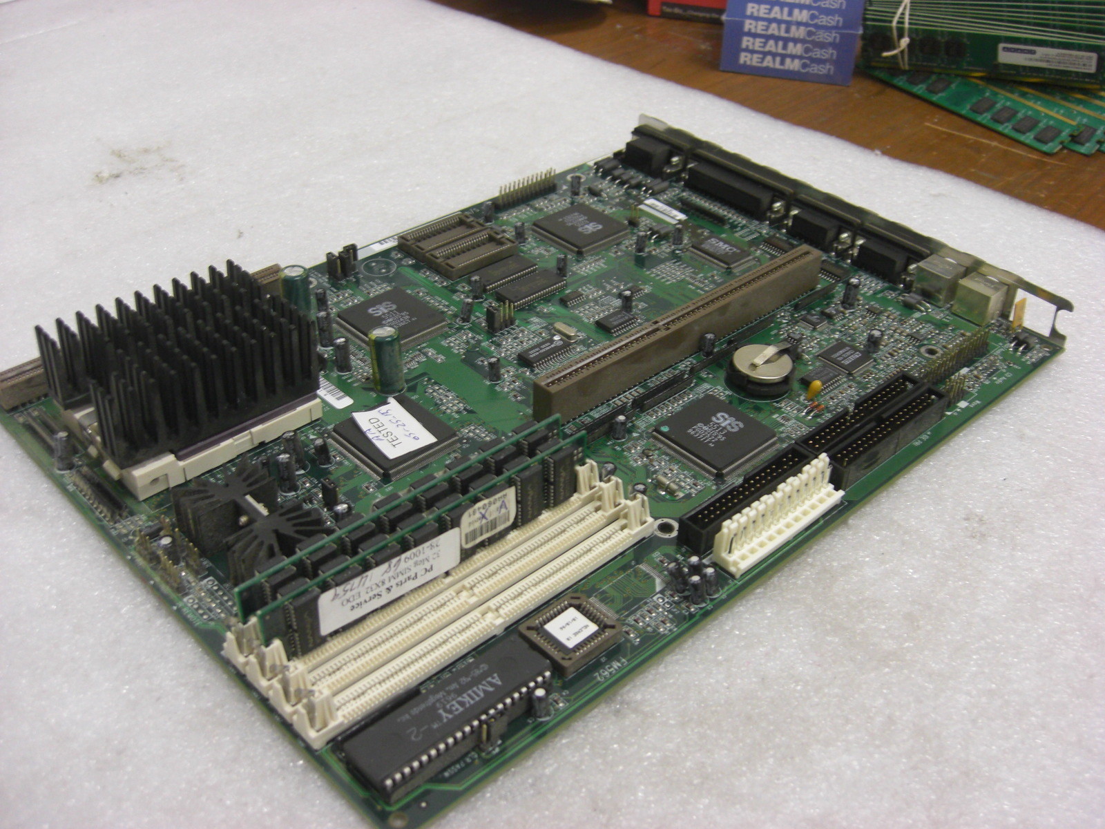 HP 5182-8728 motherboard w/ intel sy022 cpu and 64mb of memory