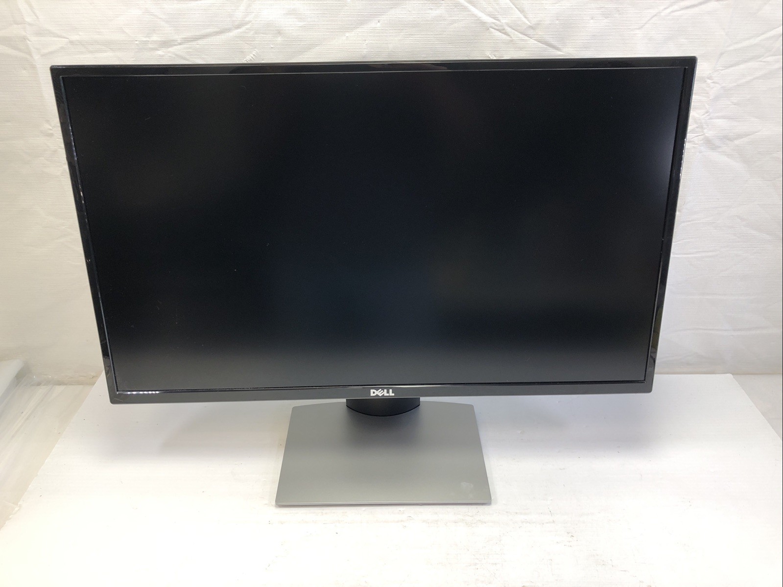 Dell SE2719HR 27" Full HD 1080p 75Hz IPS LED HDMI VGA Monitor Black w/ Stand