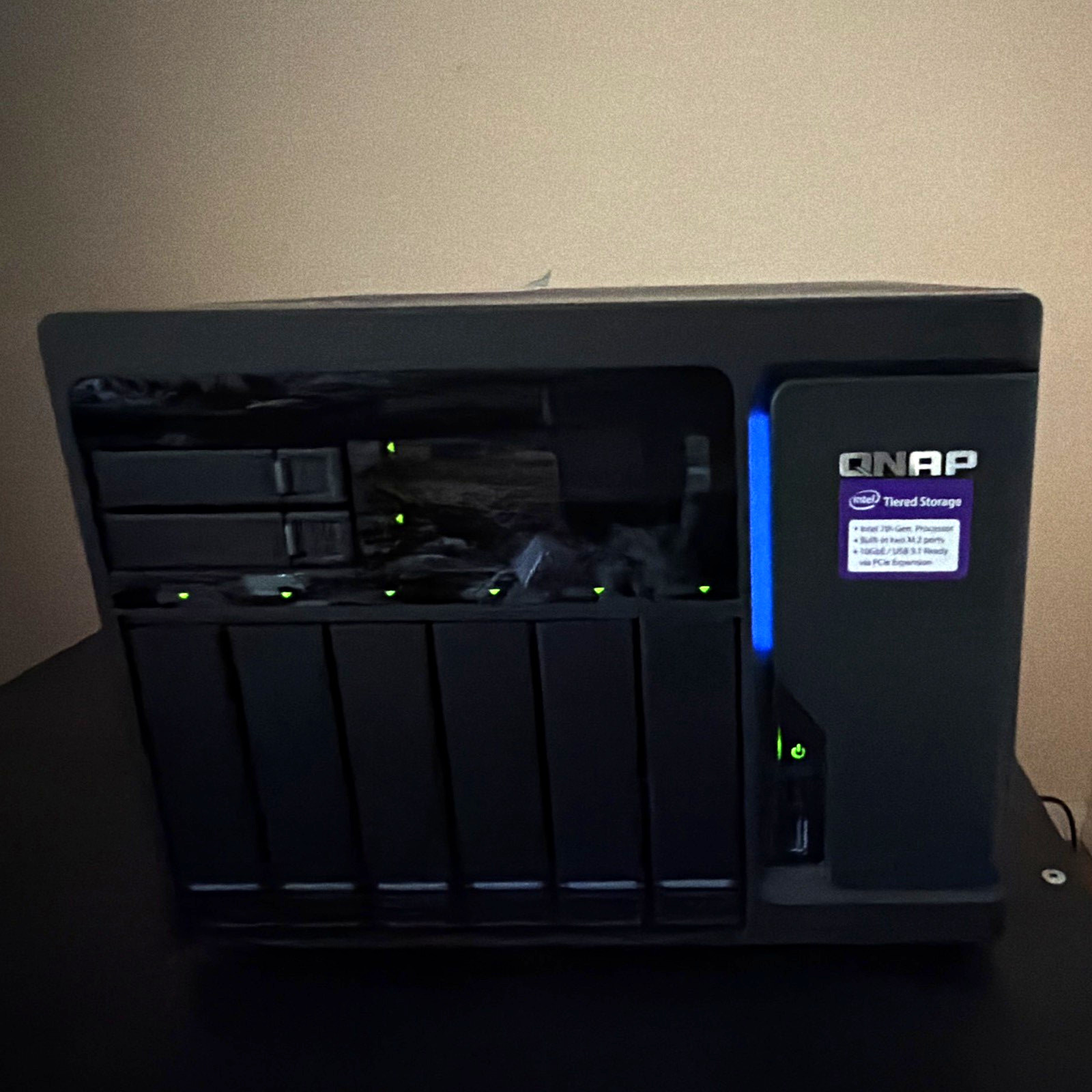 QNAP TVS-882 8 bay (6+2) w/ 8TB x 6 HD + 128 GB x 2 SSD