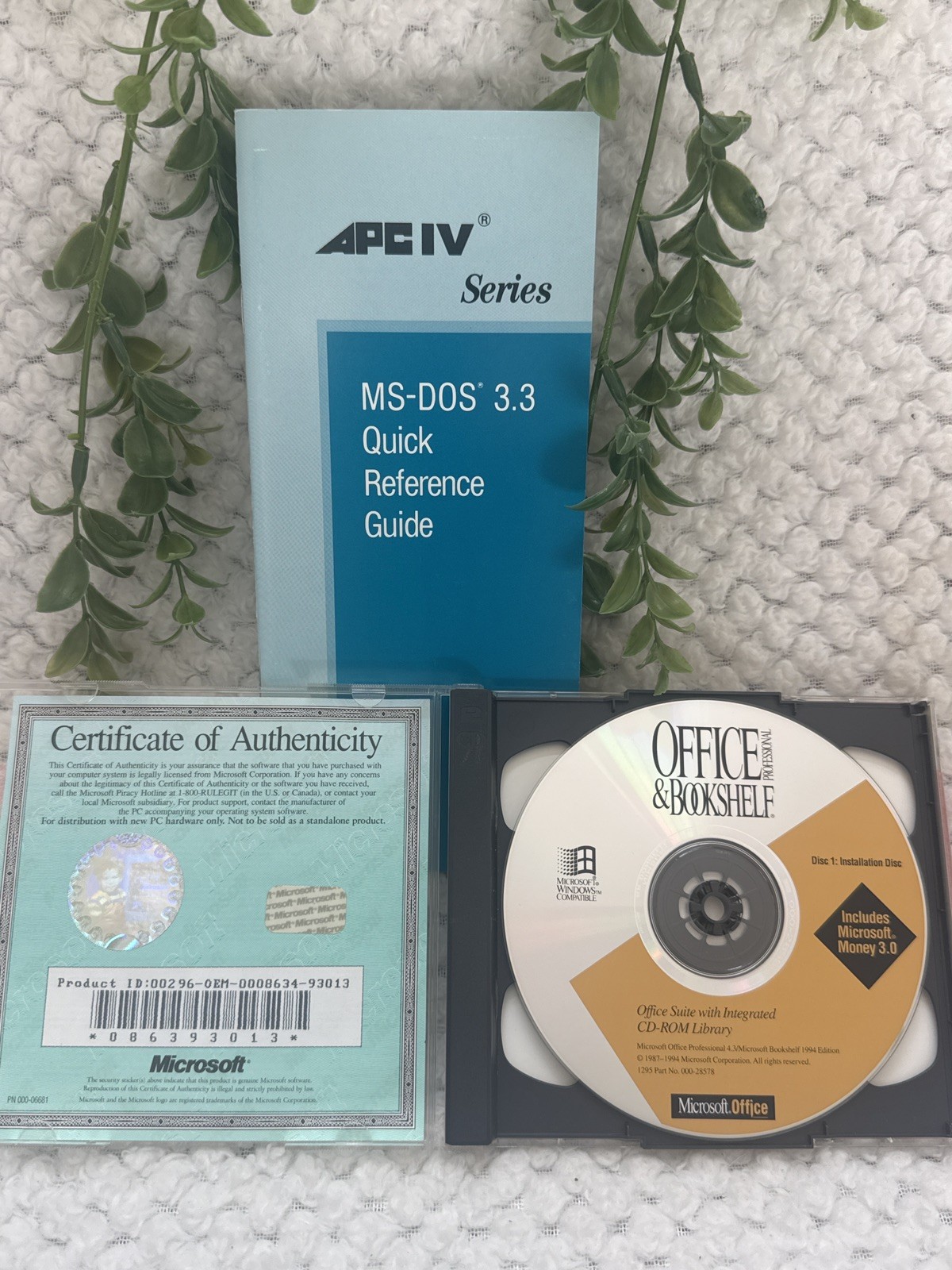 Microsoft Office Bookshelf CD w/ COA + MS-DOS 3.3 Guide Vintage PC