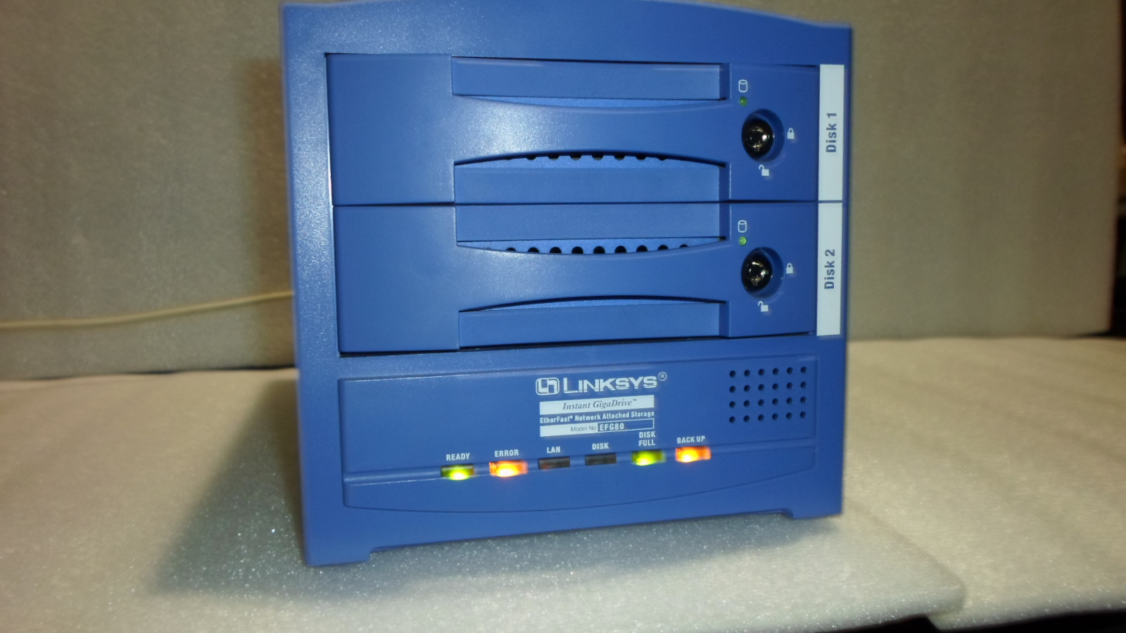 LINKSYS EFG80 W/1X MAXTOR D540X-4D 80GB ETHERFAST NETWORK ATTACHED STORAGE  USED