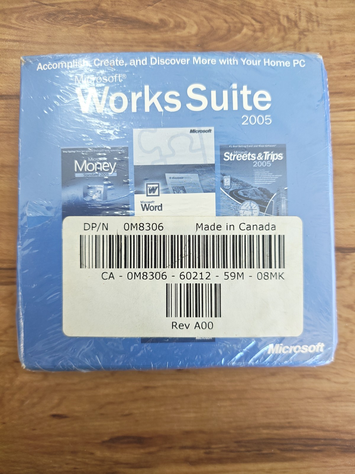 Microsoft Works Suite 2005 Dell North America Factory Sealed with Product Key