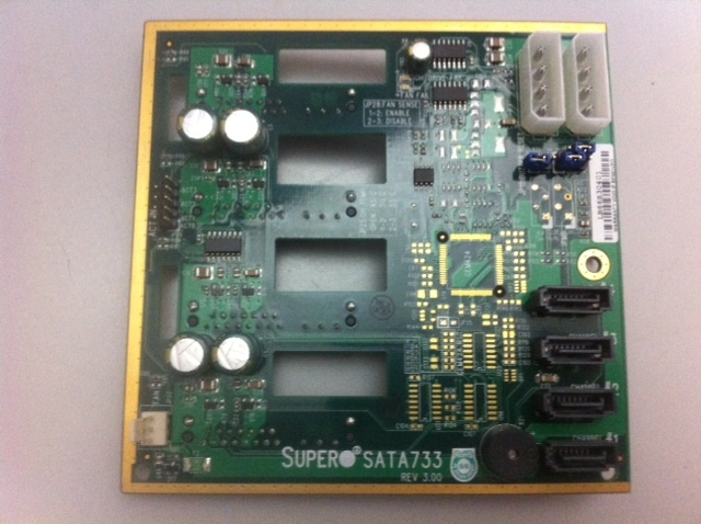 *•✿•*NEW*•✿•*SuperMicro CSE-SATA-733 4x 3.5" SATA / SAS Backplane