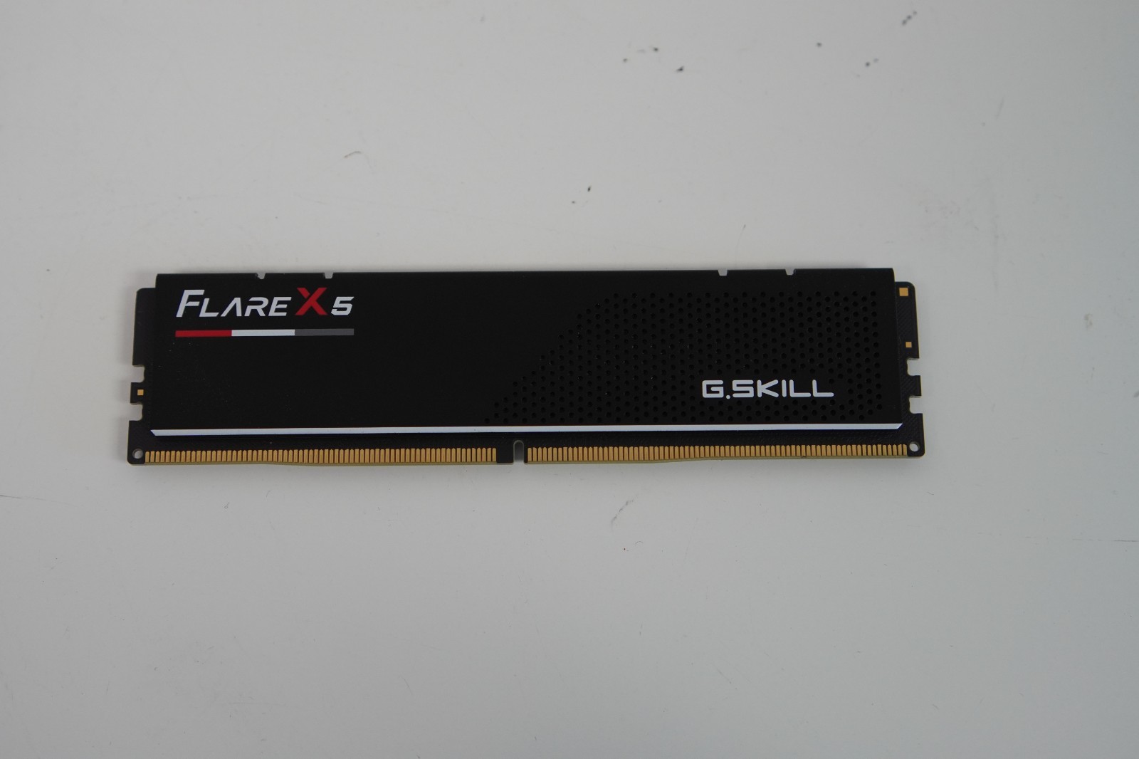 G.Skill Flare X5 16GB DDR5-6000 CL36 Desktop RAM F5-6000J3636F16GX1-FX5