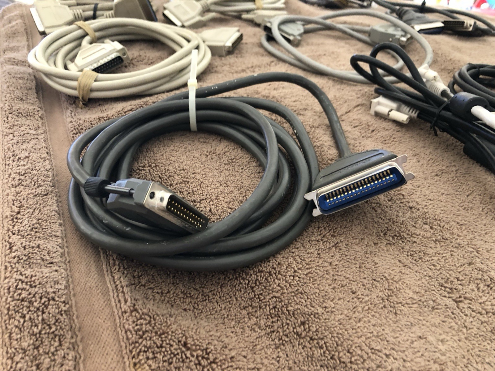 VINTAGE COMPUTER CABLES/ADAPTERS/PRINTER CABLES-LOT OF  (9) NINE