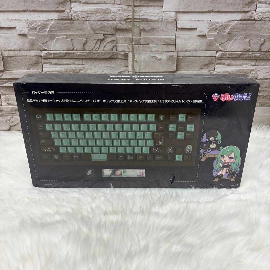 VSPOGEAR Gaming Keyboard Yakumo Beni Edition New Unopened