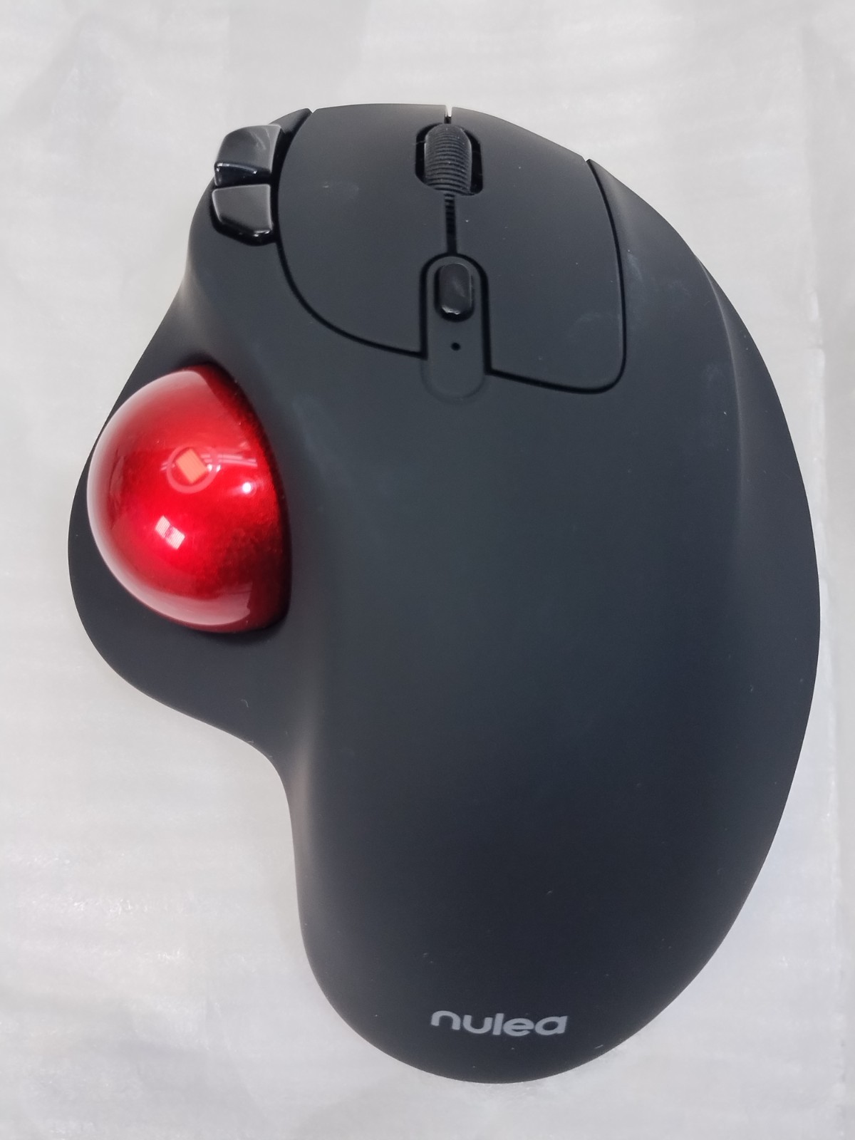 Nulea Wireless Trackball Mouse, Rechargeable, Ergonomic, Bluetooth & USB - READ