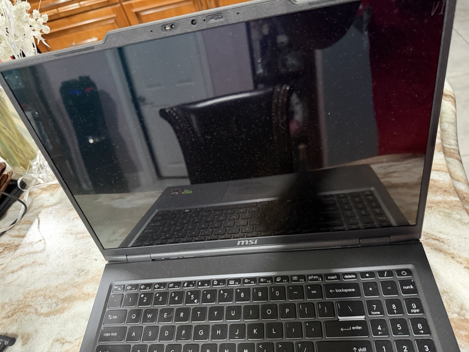 MSI VenturePro A16 AI+ 16” OLED 120Hz Ryzen AI 9 RTX 5060 32GB 2TB