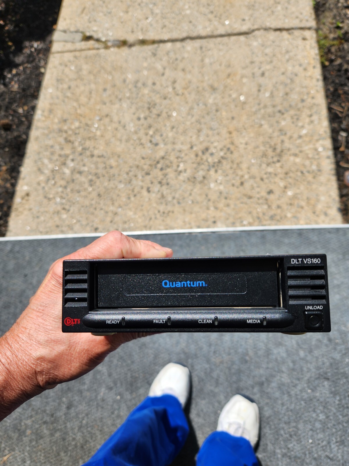 QUANTUM tape drive DLT-VS160 VS160e 160GB External BC2BA-EY