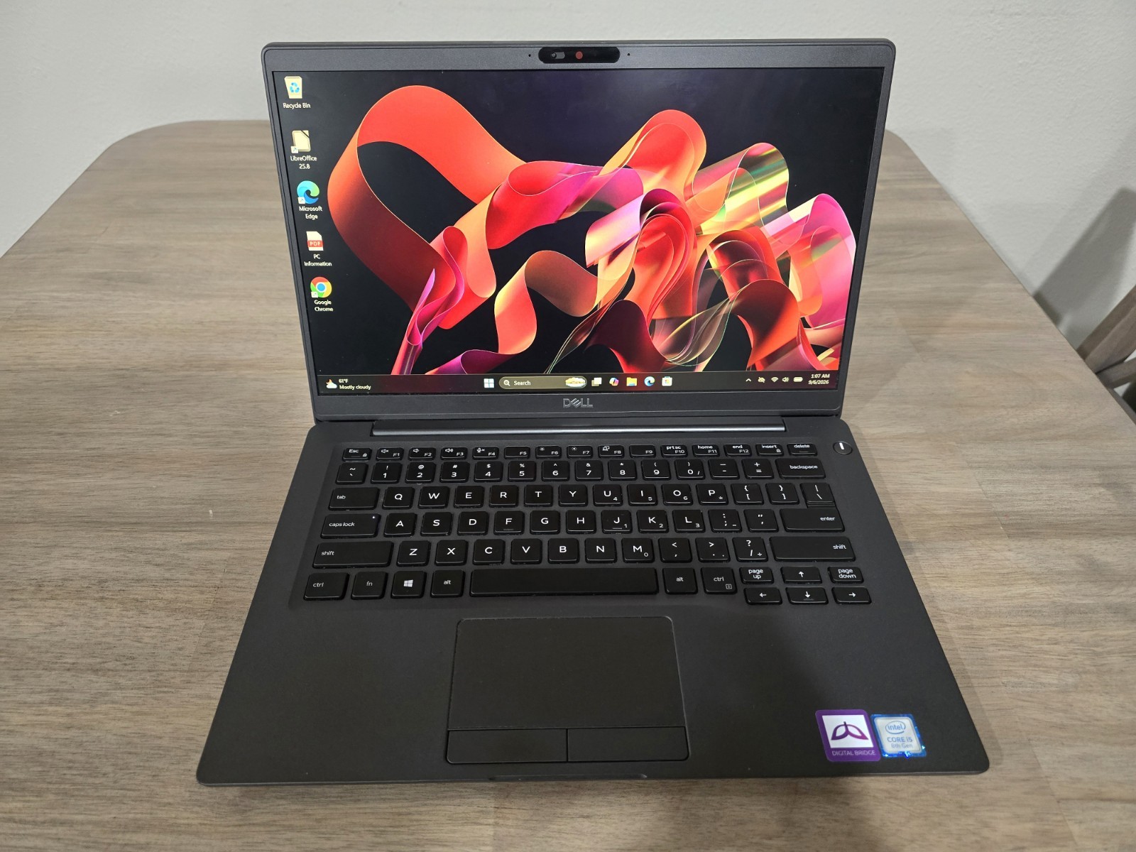 Dell Latitude 7400 14” Laptop Core i5-8265U 1.60Ghz 8GB RAM 128GB SSD Win11 Pro
