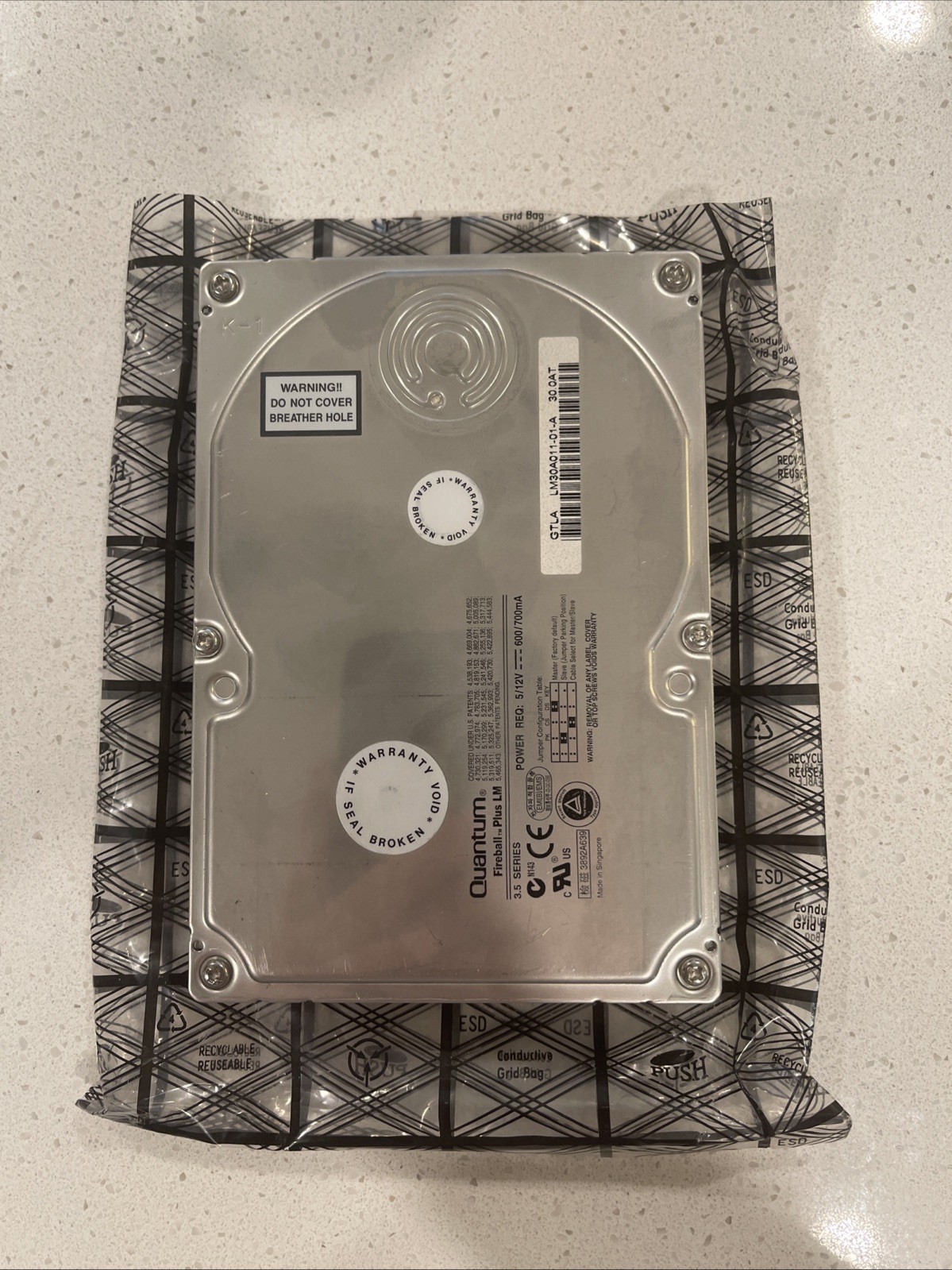 Quantum Fireball Plus LM 30GB 3.5” IDE Hard Drive – Model LM30A011-01-A 30.0AT