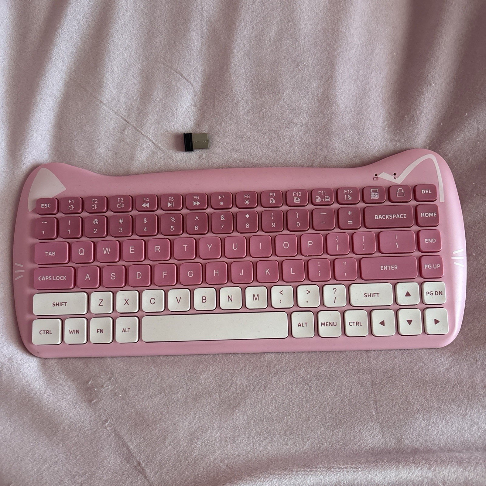 Pink cat wireless USB keyboard