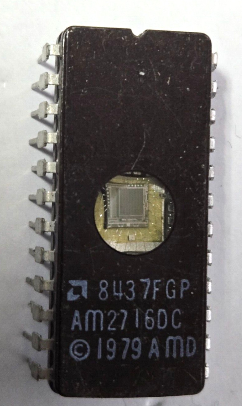 1 piece: Vintage AM2716DC UVPROM ©1979