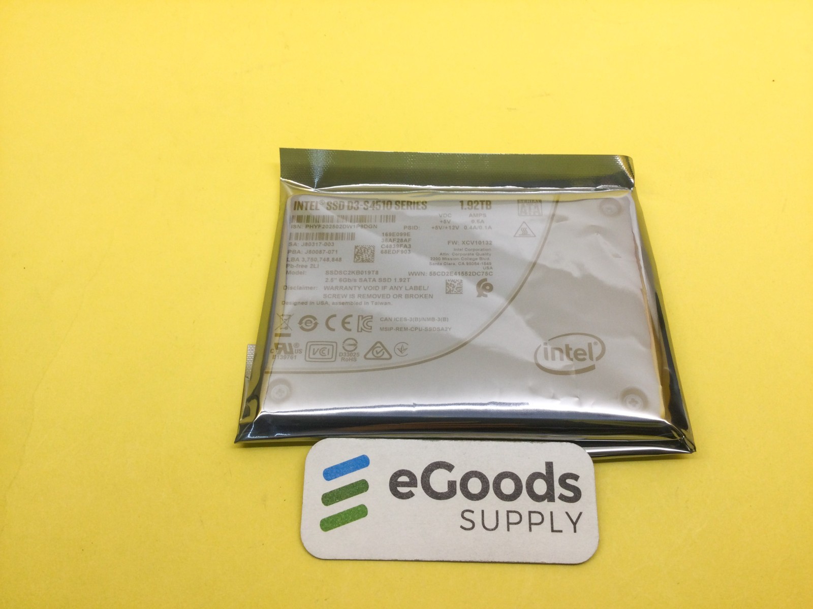 Intel D3 S4510 Series 1.92TB SATA 6Gb/s 2.5'' SSD SSDSC2KB019T8 Health 95-99%