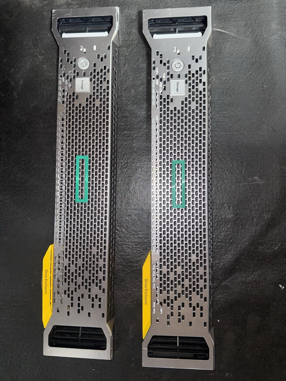 HPE HP 802778-002 811219-001 2U StoreServ Security Front Bezel Latch Works