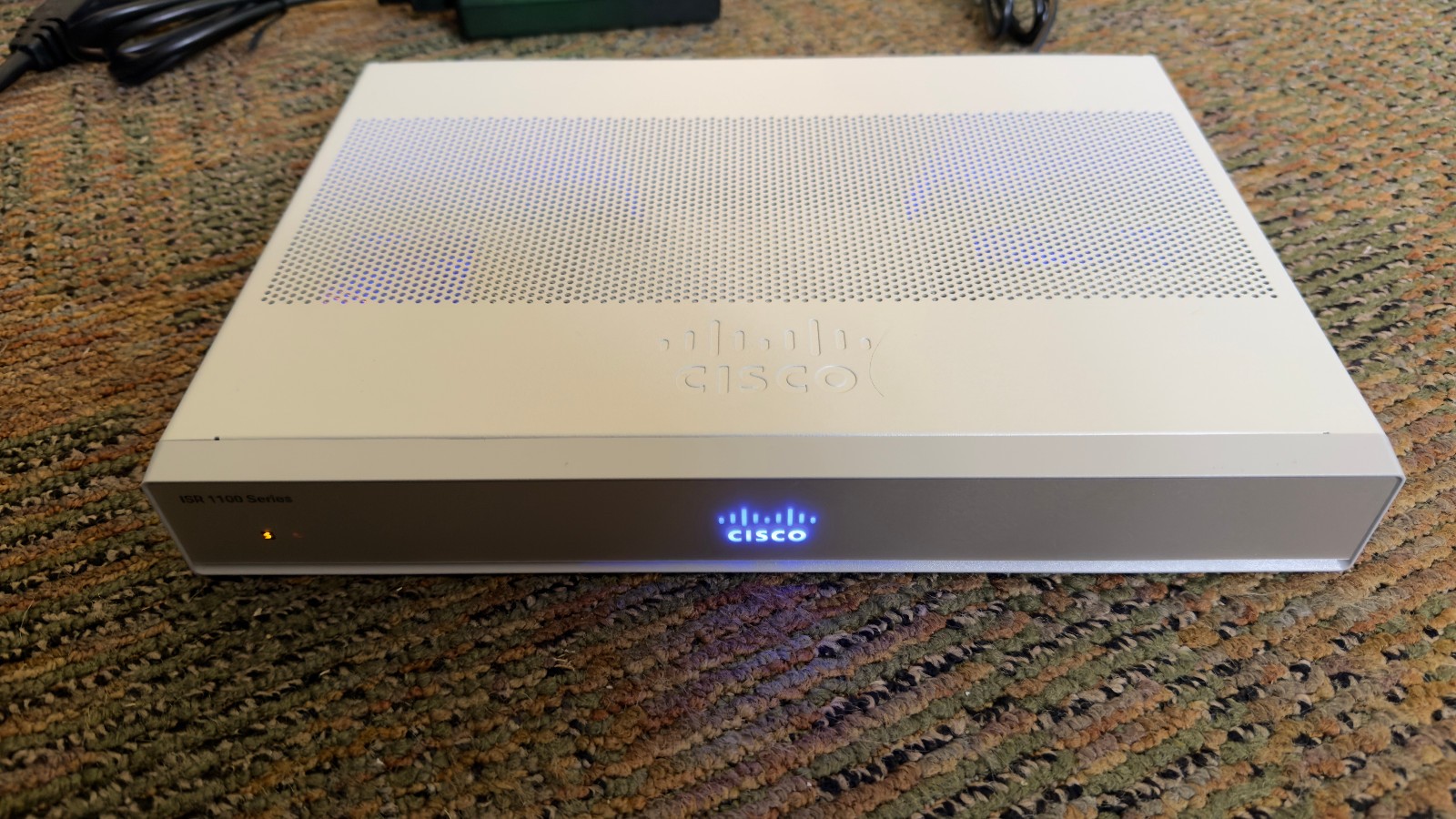 Cisco C1111-4P Integrated Services Router with ipbasek9 license