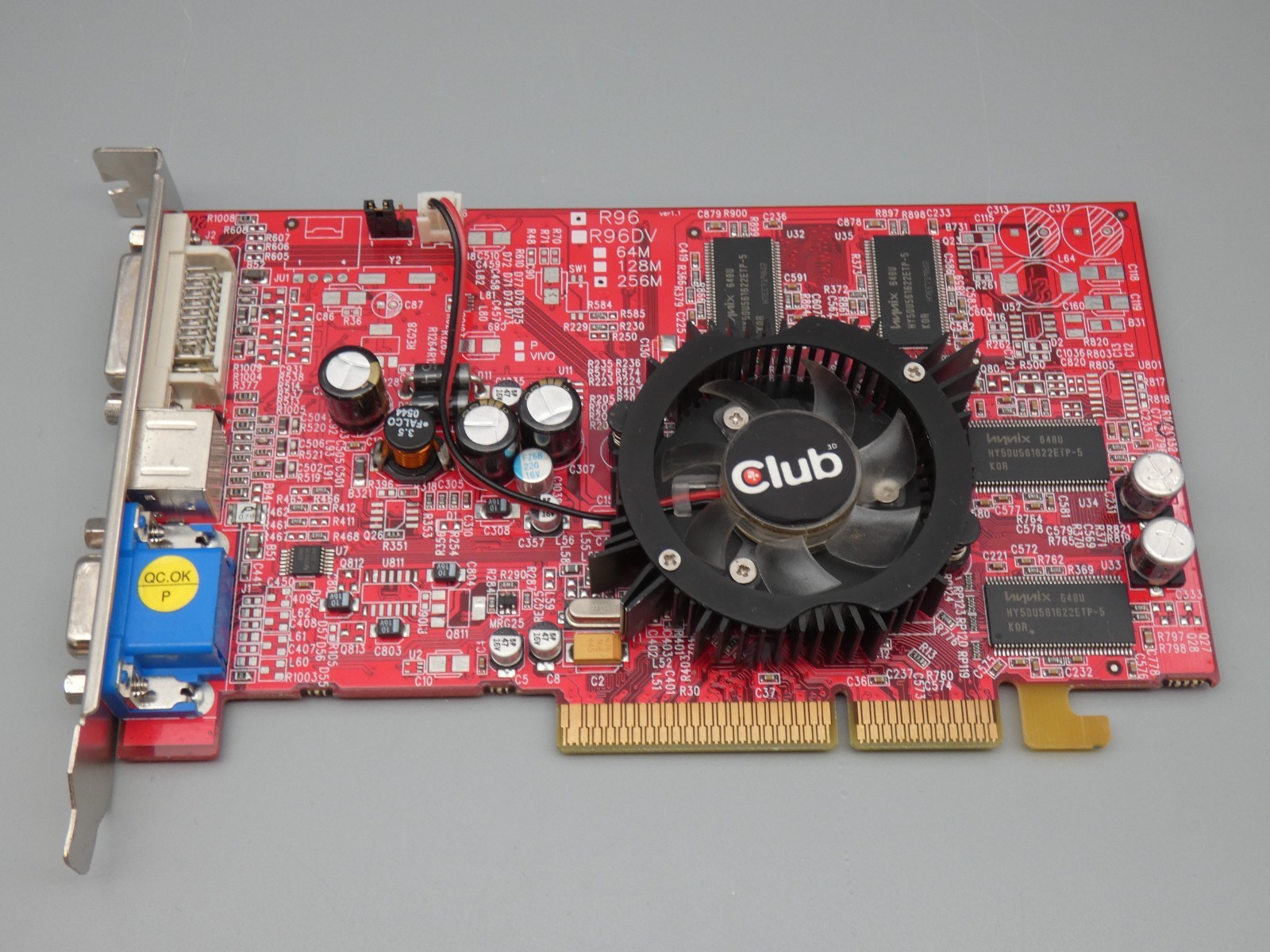 Club3D CGA-E966TVD ATI Radeon 9600 256MB (RV350) VGA Card - AGP Slot