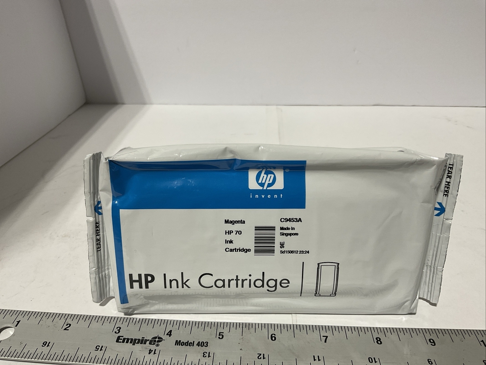 Genuine HP 70 Magenta Ink Cartridge 130 ml C9453A No Box But Item Factory Sealed