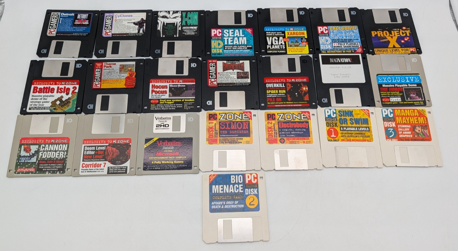 Lot of 22 Vintage PC 3.5” Floppy Disk Game Demos from PC Gamer / PC Zone