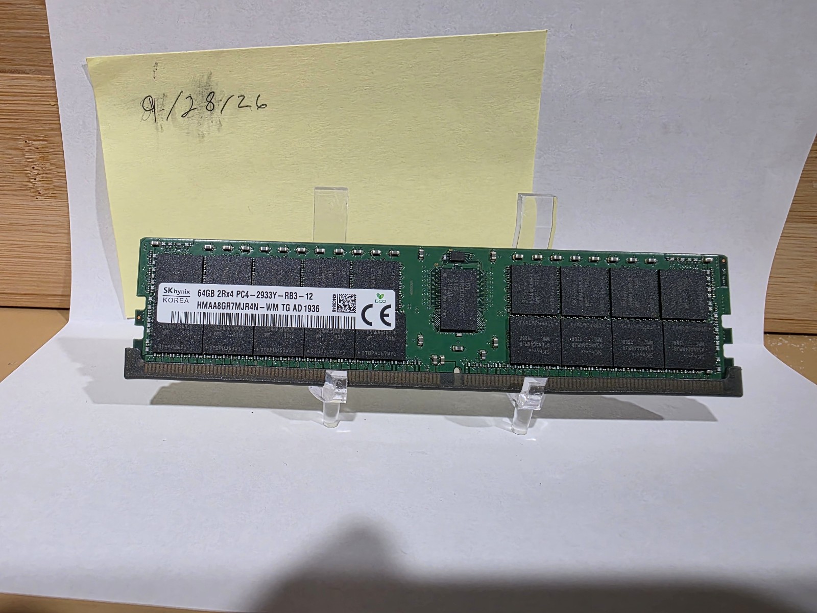 SK Hynix 64GB(1X64GB) 2RX4 PC4-2933Y DDR4 Server Memory HMAA8GR7MJR4N-WM