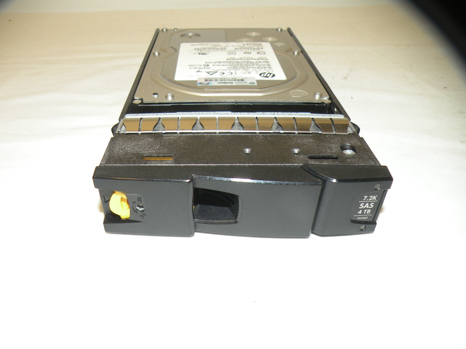 HP 743183-001 4TB 7.2K 6G 3.5" SAS LFF HDD IN 3PAR M6720 TRAY 710489-003 0B29858