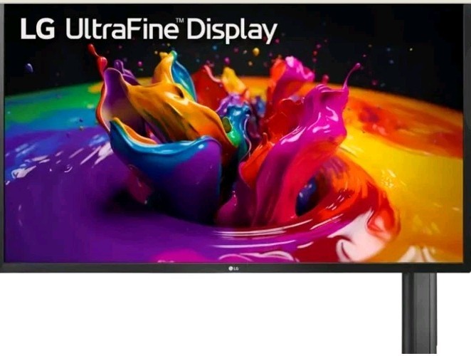 Read Scratch Samsung 32UK580 32" 3840 x 2160 4K UHD Flat Screen TV