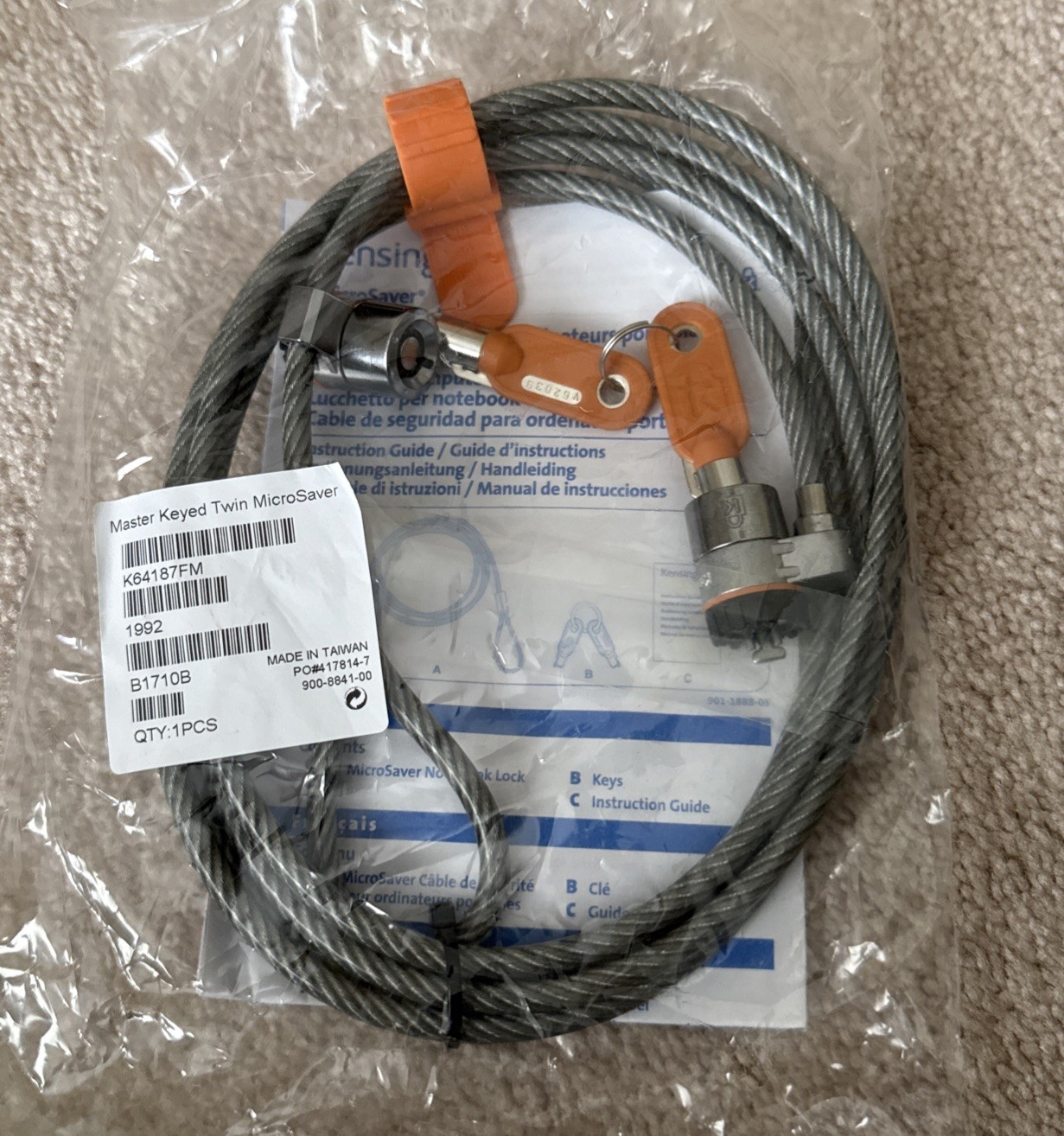 Kensington Master Keyed Twin MicroSaver laptop security cable lock 