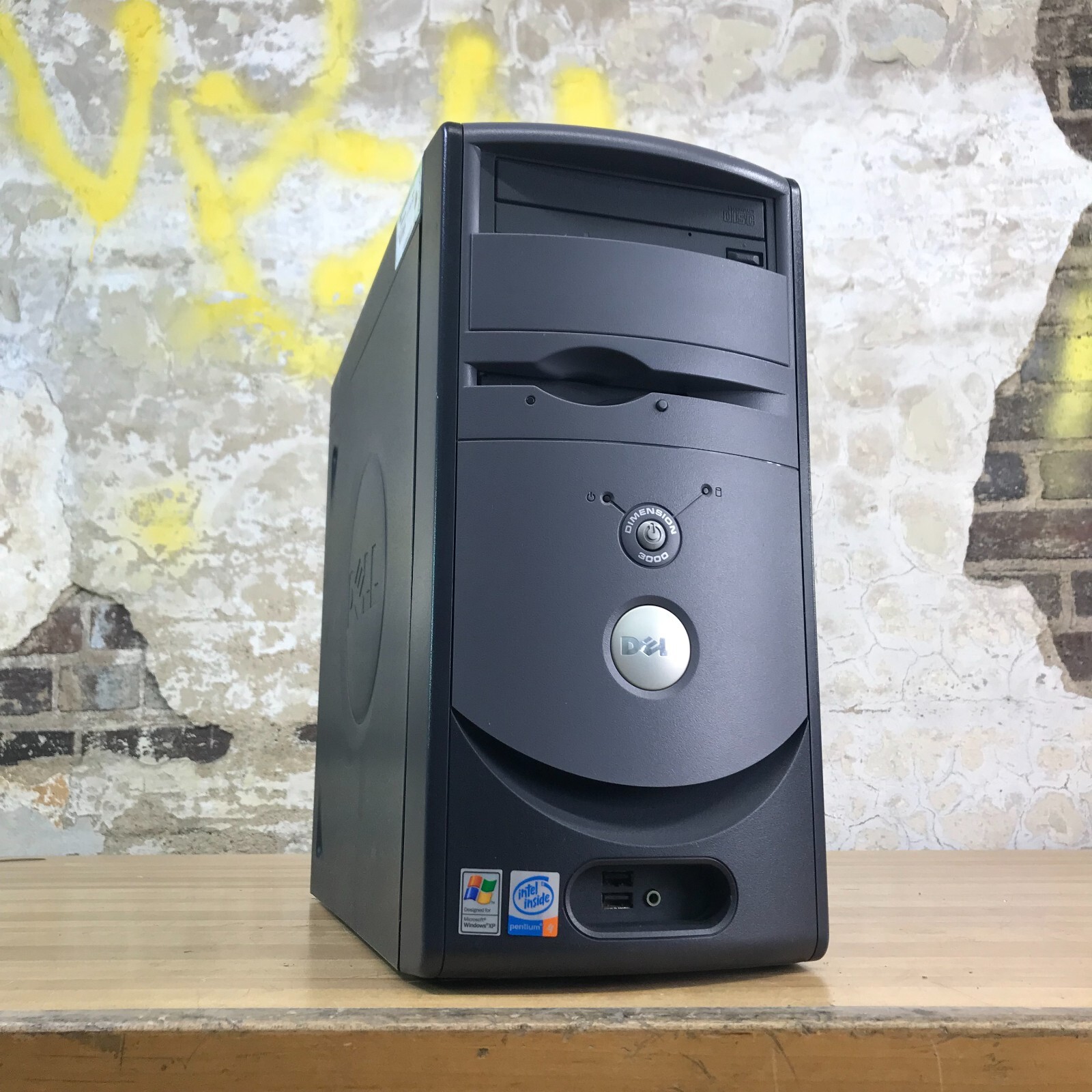 Dell Dimension 3000 PC for Retro Gaming Pentium 4 1.80GHz 1GB RAM (Windows XP)