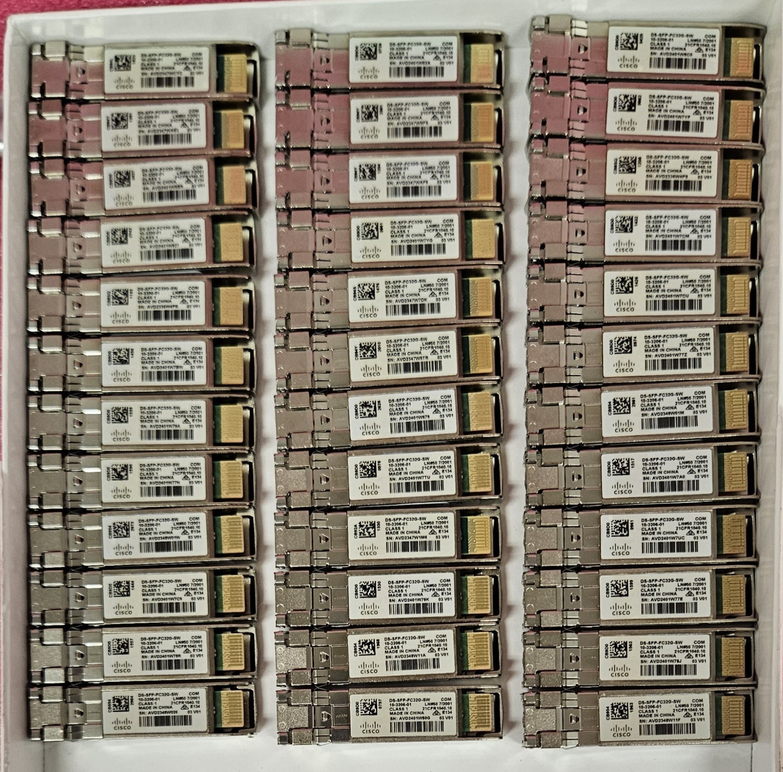 Lot of 36 CISCO, 10-3206-01, DS-SFP-FC32G-SW, 32G SFP28 850nm MMF LC Transceiver