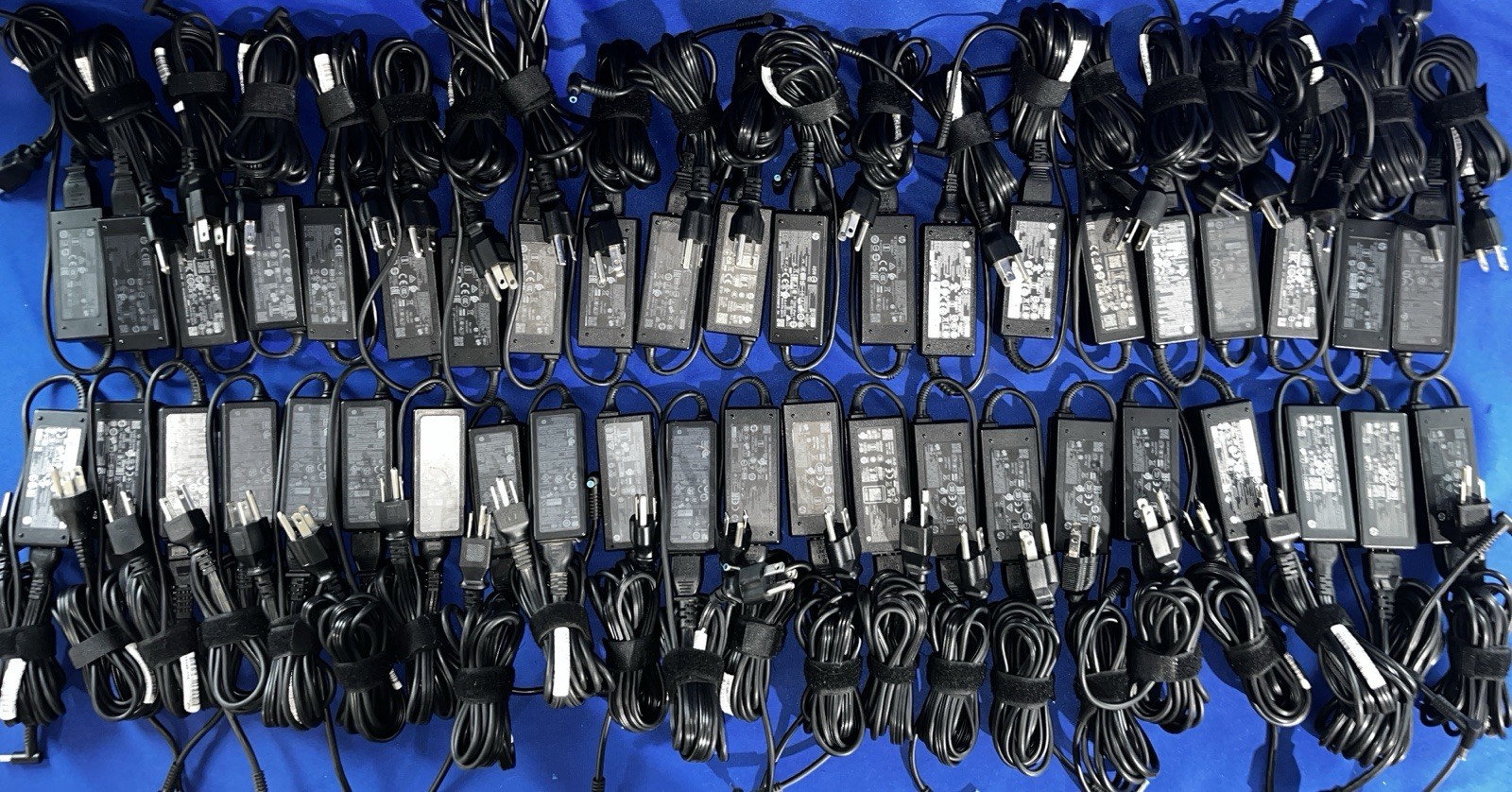 Genuine HP 45W For EliteBook ProBook Laptop Charger Adapter Blue Tip - Lot of 43