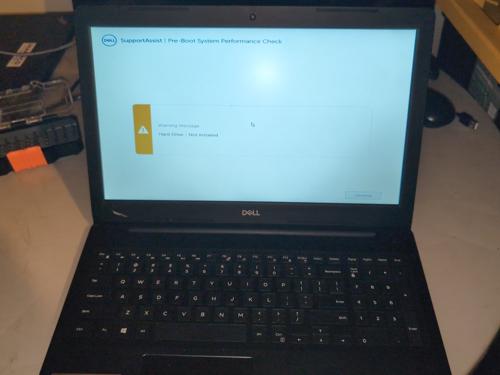 Dell Inspiron 3583 15.6 Laptop Pentium 5405U 4GB --- (No HDD/SSD), Tested