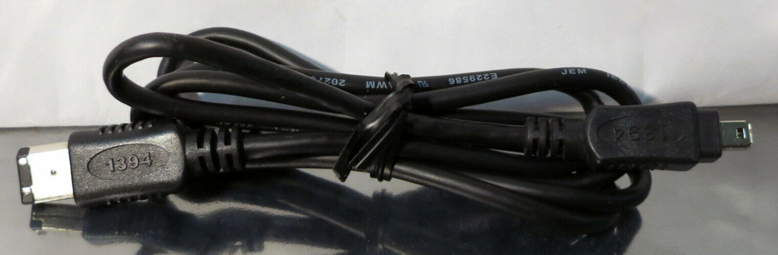 Genuine LaCie IEEE 1394 FireWire 6-pin male to 4-pin male 3ft