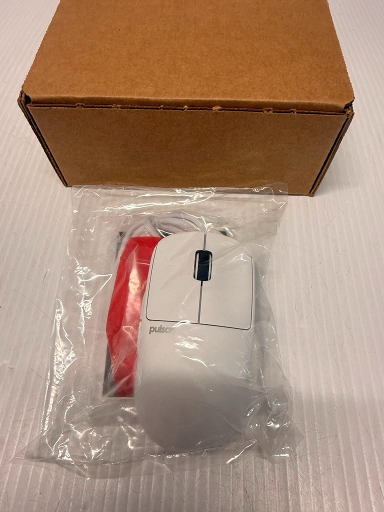 Pulsar X2 V2 Wireless eSports Gaming Mouse Size 1 mini White 