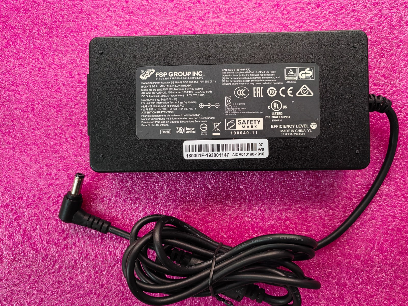 Original 180W FSP 19.5V 9.23A FSP180-AJBN3 For Razer Blade Pro 17 2017 RZ09-0220