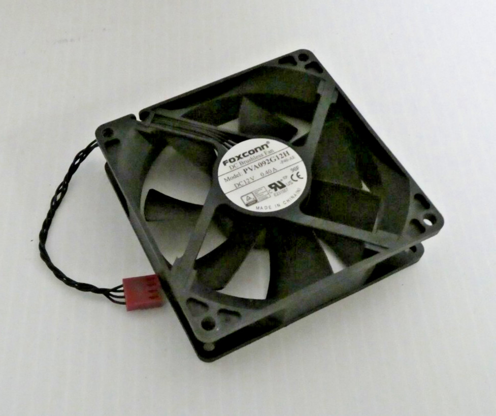 FOXCONN PVA092G12H 2B 9cm 9025 12V 0.16 3-wire silent cooling fan