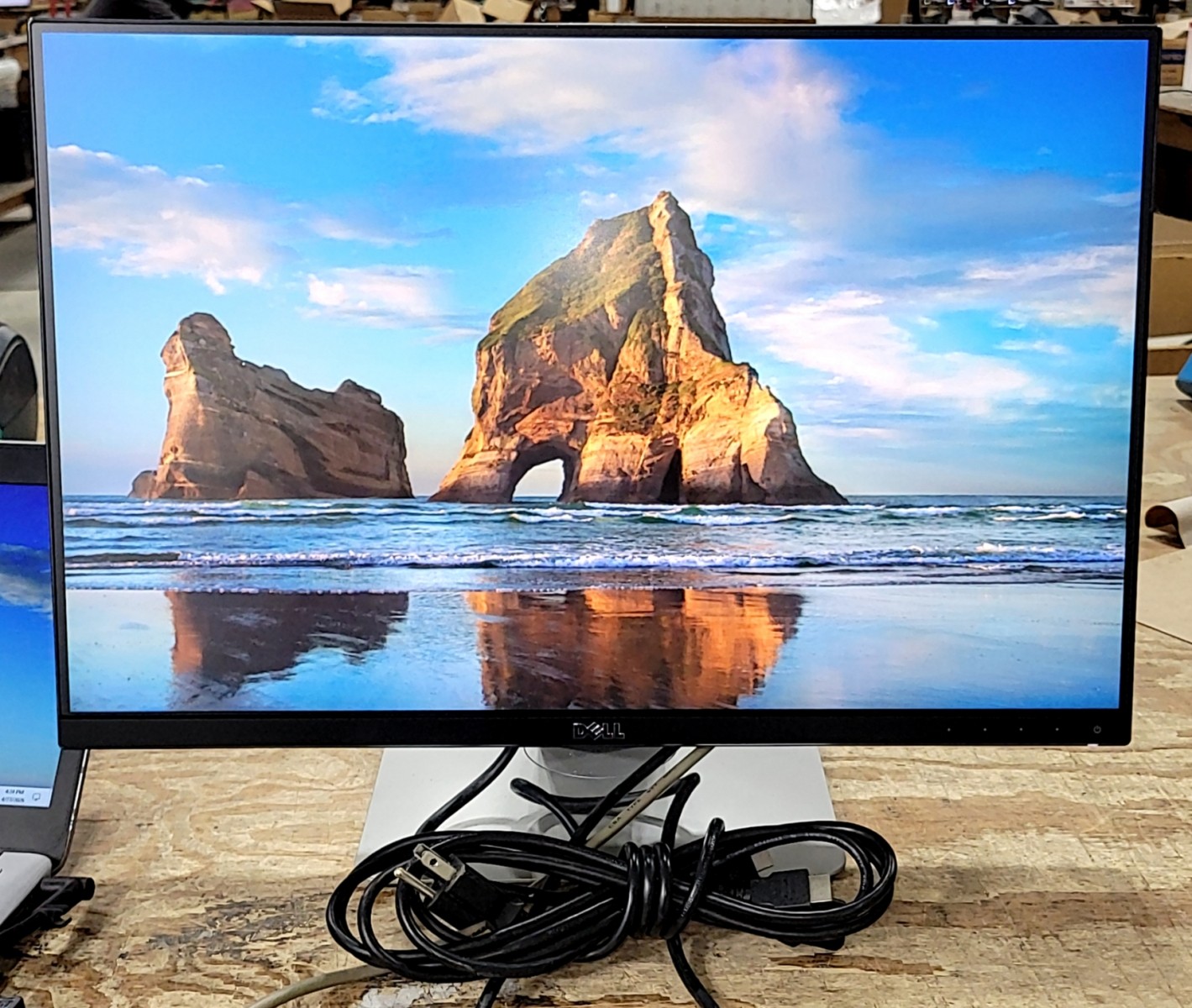 Dell UltraSharp U2415b ocfv9n 24" FHD LED Monitor 1*DP 2*HDMI GRADE B 