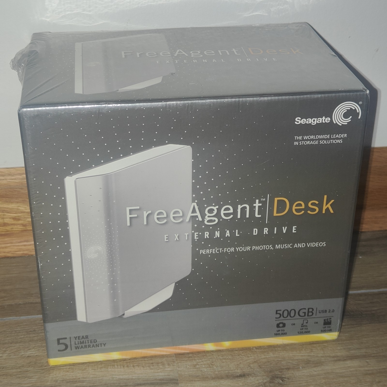 SEAGATE FREEAGENT DESK 500GB HDD 9ZC2A3-501 USB 2.0 BRAND NEW SEALED NOS