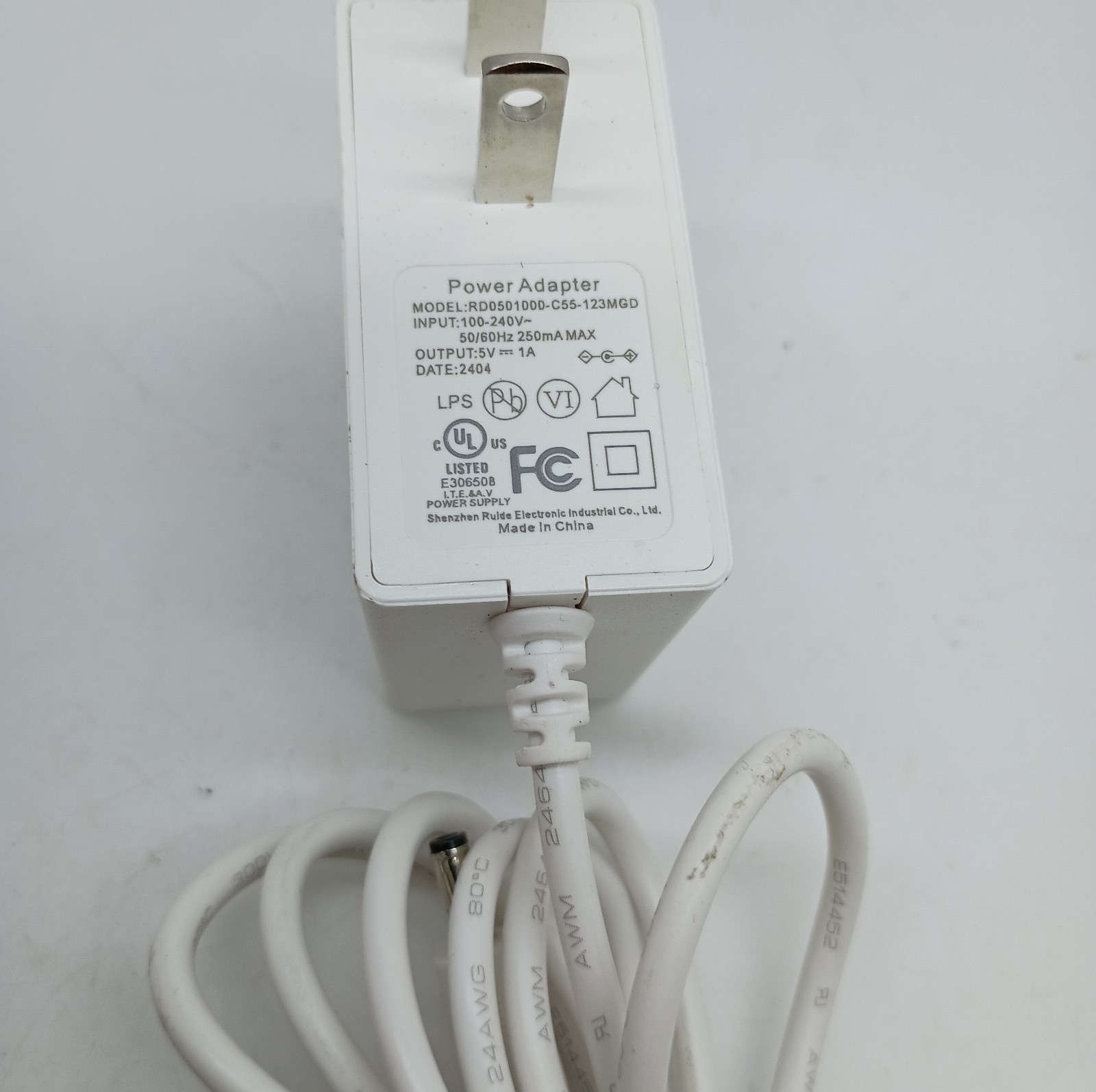 #AI) White Power Supply Adapter Model:RD0501000-C55-123MGD 5V,  1A