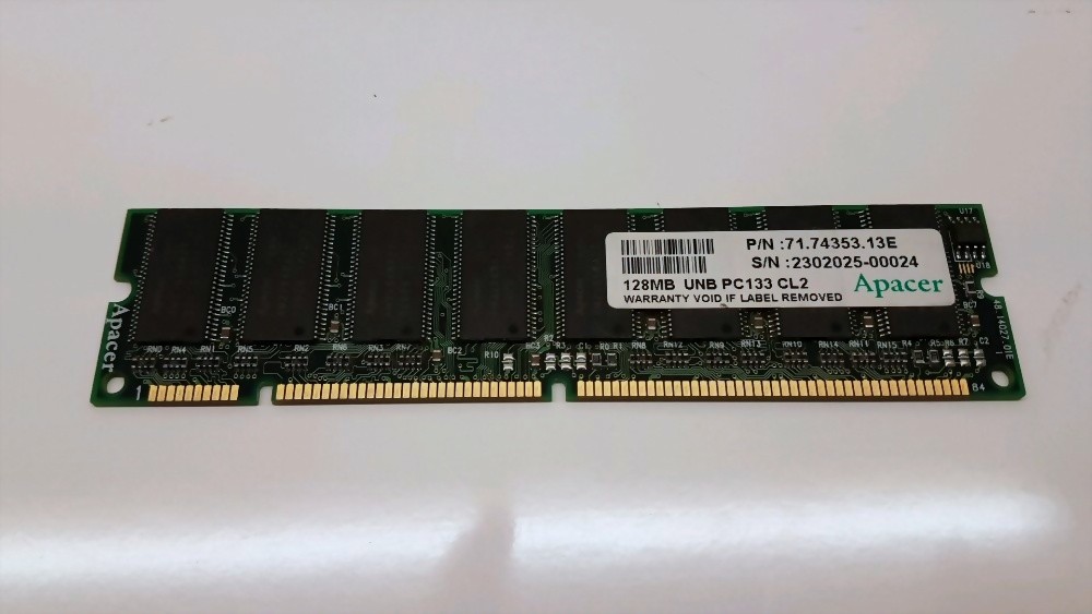 128MB Apacer PC133 SDRAM 168-Pin Non-ECC CL2 Memory Module 71.74353.13E