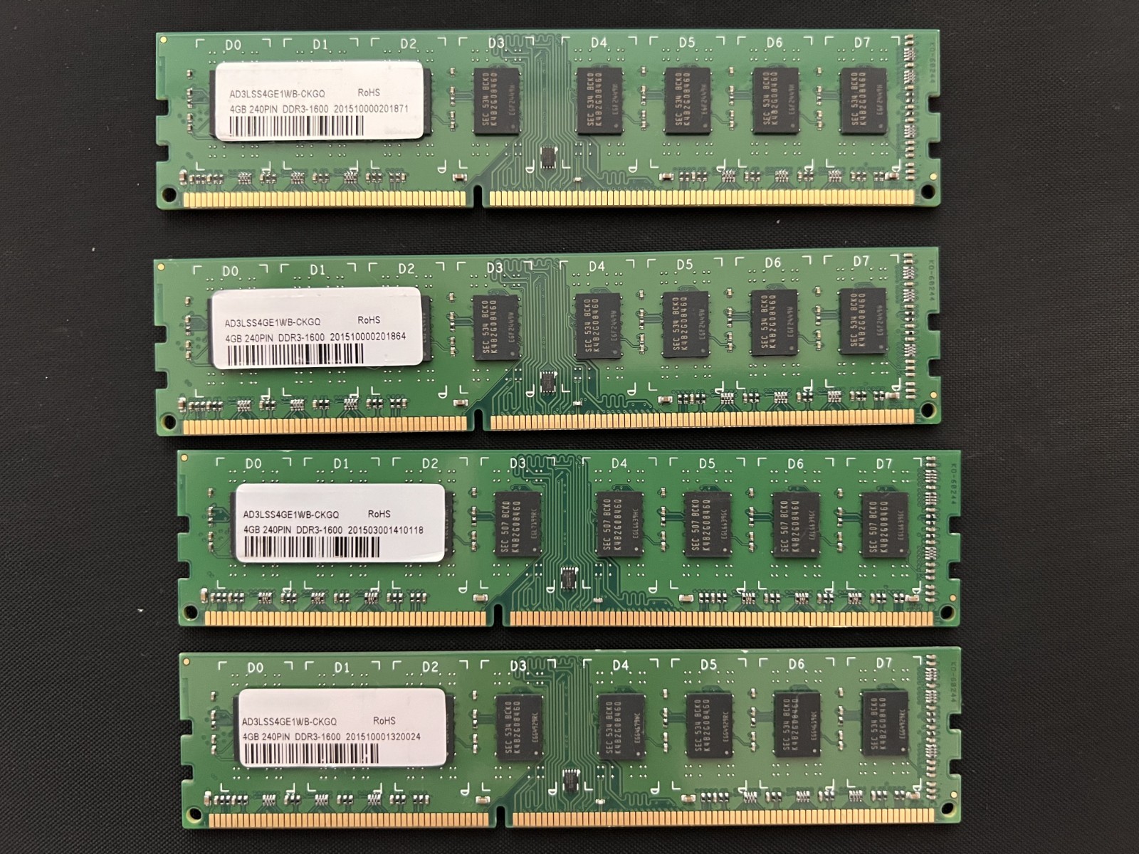 4Pcs  4GB X 4 16GB DDR3 1600 (PC3-12800) Samsung chips