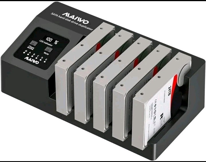 MAIWO 5 Bay Hard Drive Docking Station with Offline Clone for 2.5 3.5 Drives 
