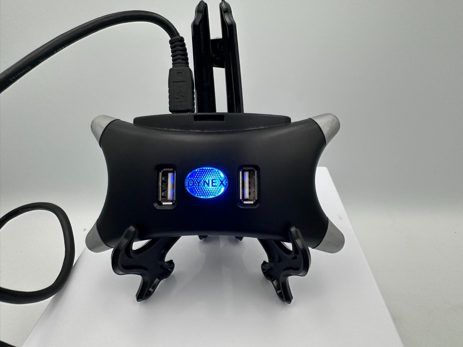 Dynex DX-4P2H Powered USB 2.0 4-Port Hub With Adapter & Cable
