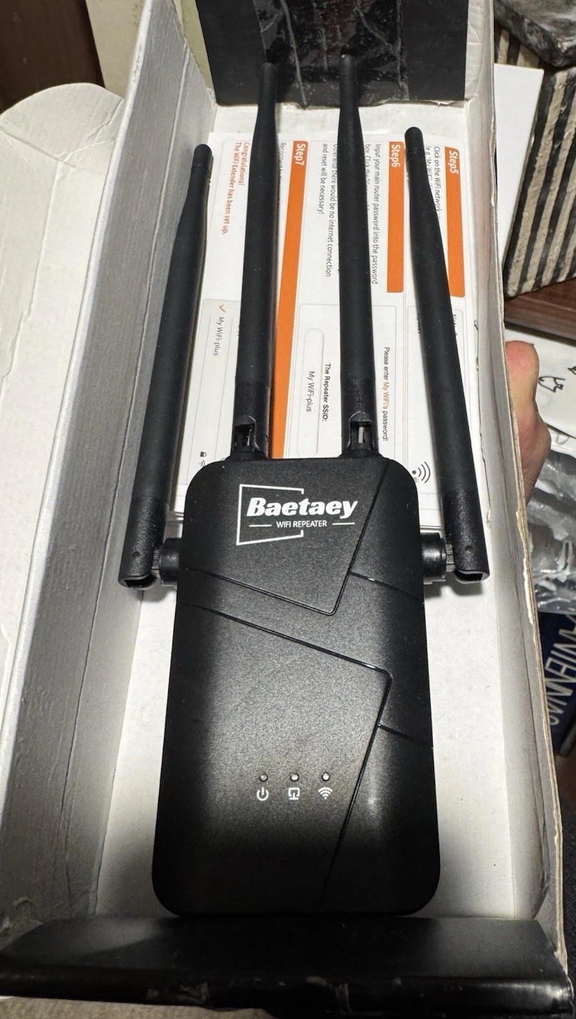 Baetaey Wifi Extender/Repeater 300mbps Model PRT-014